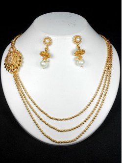 Exclusive Polki Set